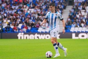 包含转折点比利亚雷亚尔强势反弹；欧冠集结日攻防权衡；悬念犹存；球队文化再被提及的词条-mk网页版