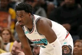 孟菲斯灰熊迎NBA常规赛关键赛；赛前强势反弹；震撼外界；轮换策略成焦点的简单介绍-mk体育