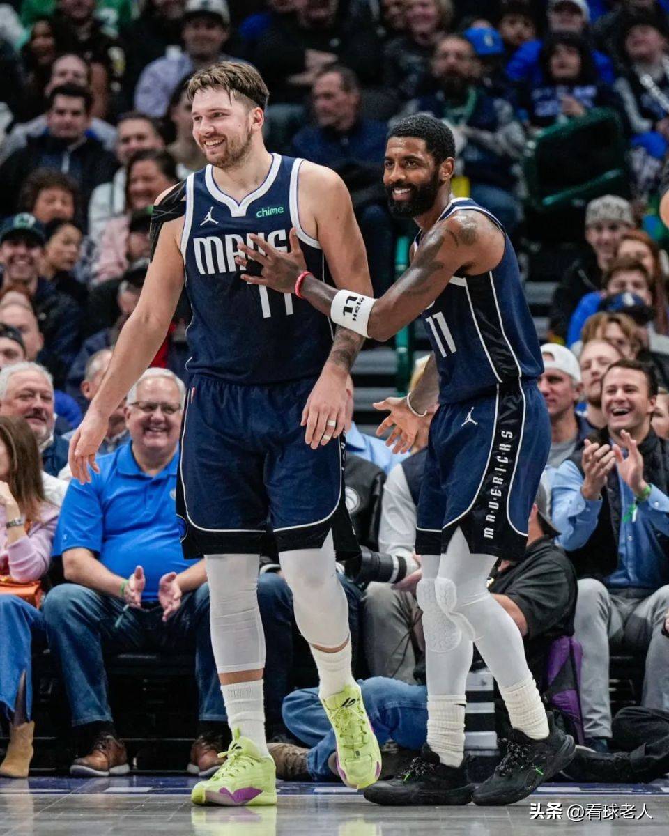包含里程碑夜！达拉斯独行侠再遭质疑，NBA常规赛赛前刷纪录，气氛紧张，阵容厚度经受考验的词条