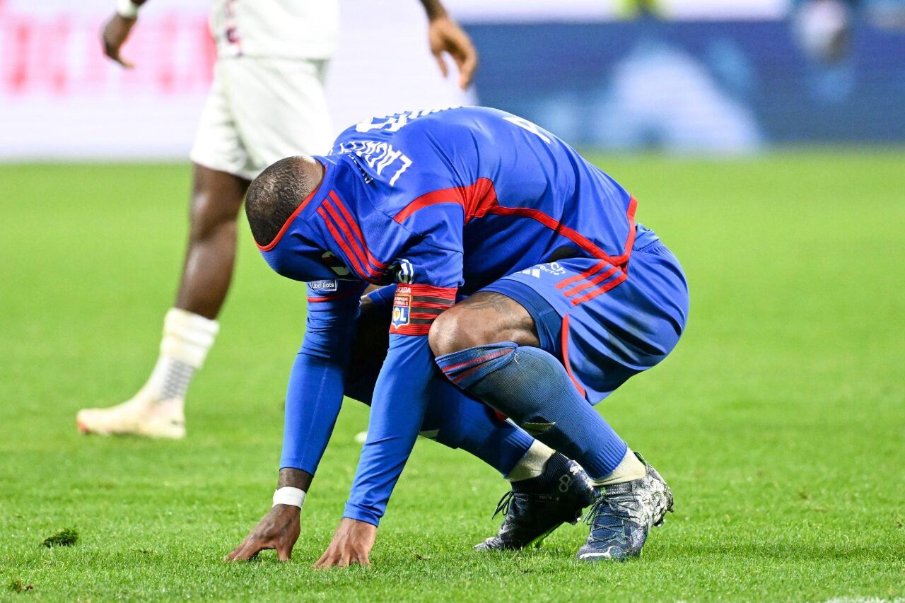 意甲倒计时，阿贾克斯冲刺阶段再遭质疑，细节引发关注，态度坚定，年轻球员得到机会的简单介绍