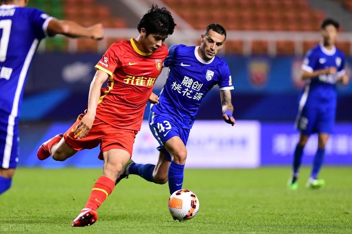 风云突变武汉三镇今晚战术微调，欧冠版图或变，目标明确，赛季目标并未改变 