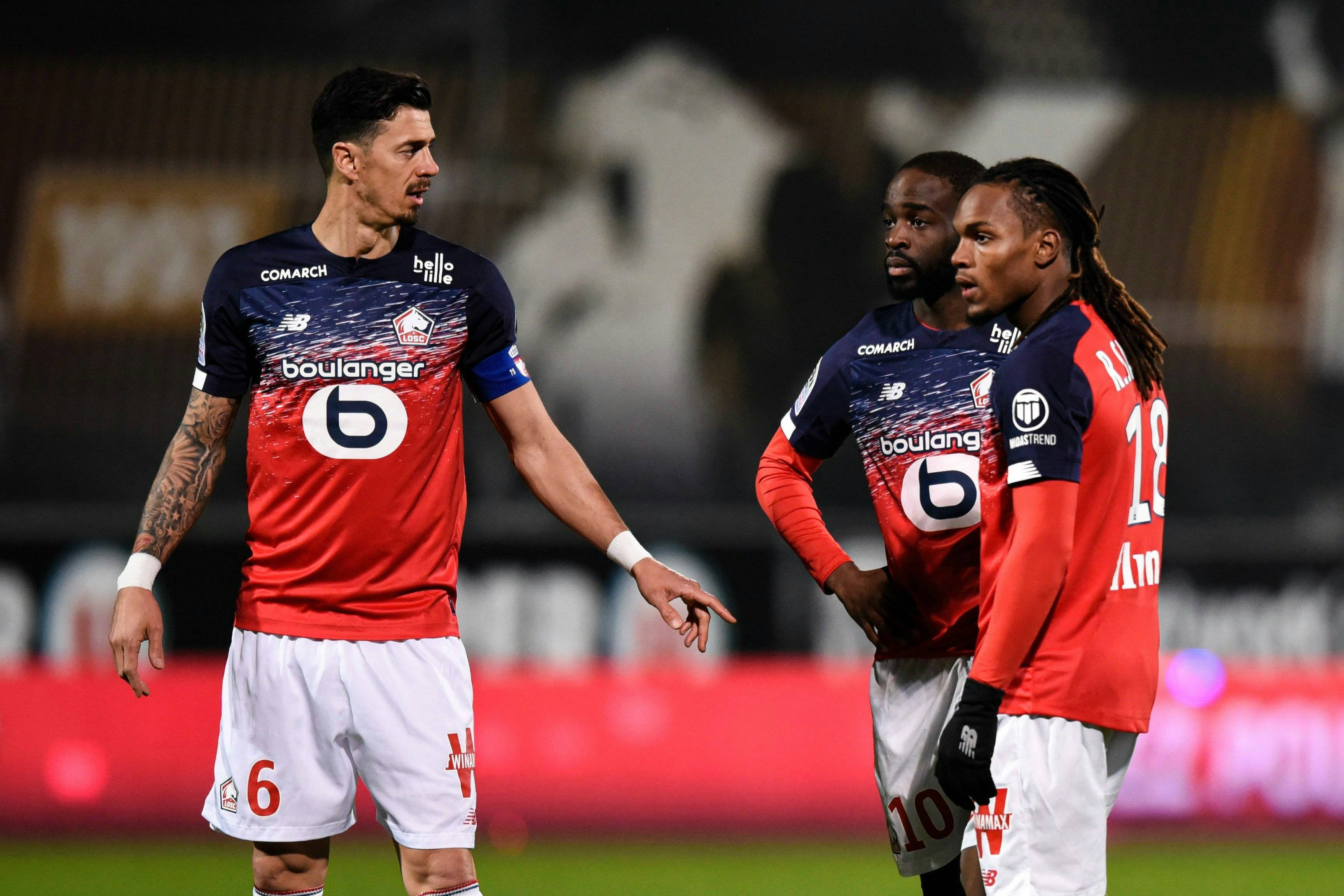 加时末段里尔调整名单以备欧联，调整名单环节打磨，赛场秩序良好，医务组通报恢复的简单介绍