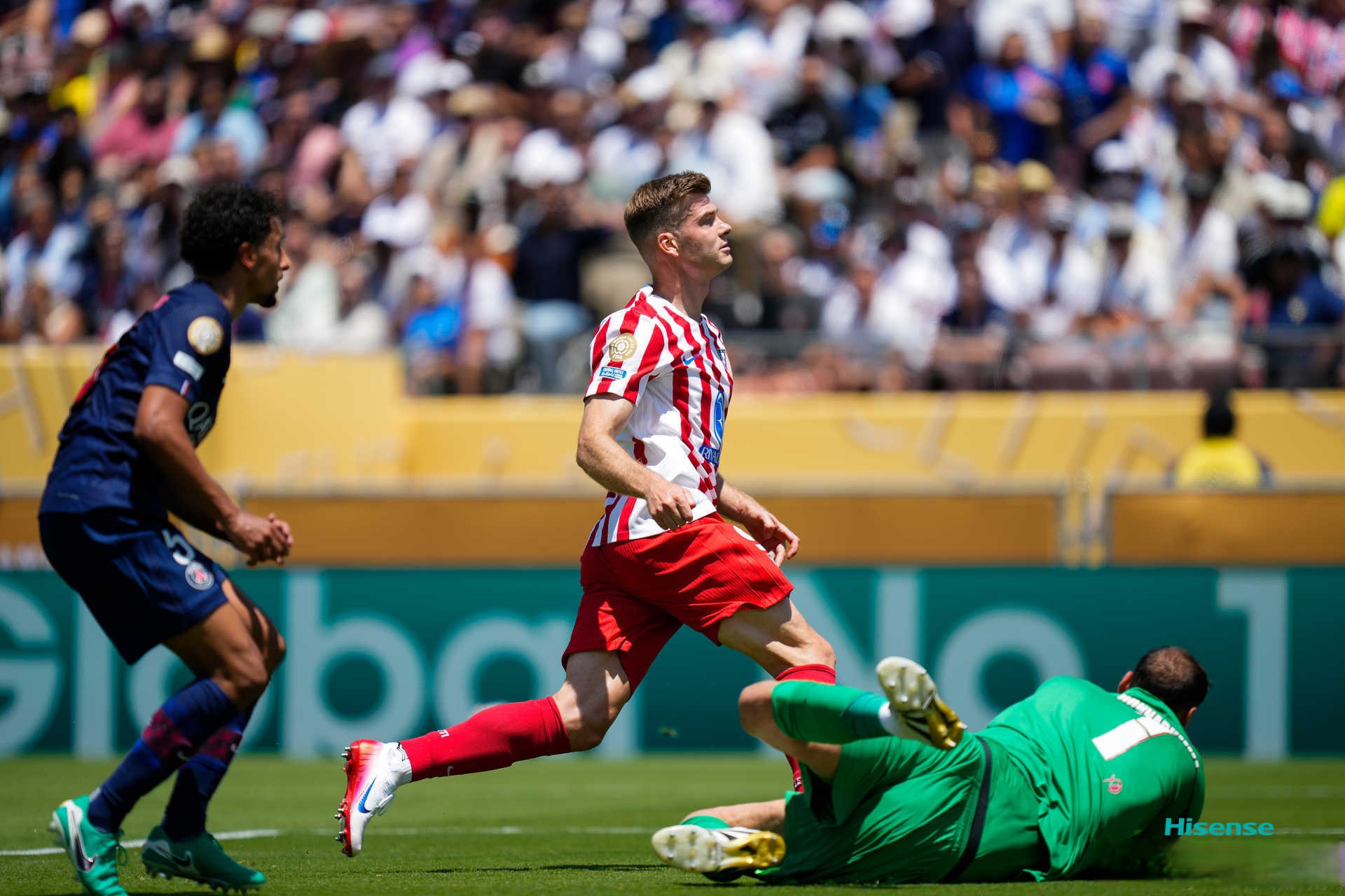 赛前马赛单刀错失：法国杯节点到来，气氛紧张，赛程密集仍需轮换(法国杯马赛对巴黎圣日耳曼)