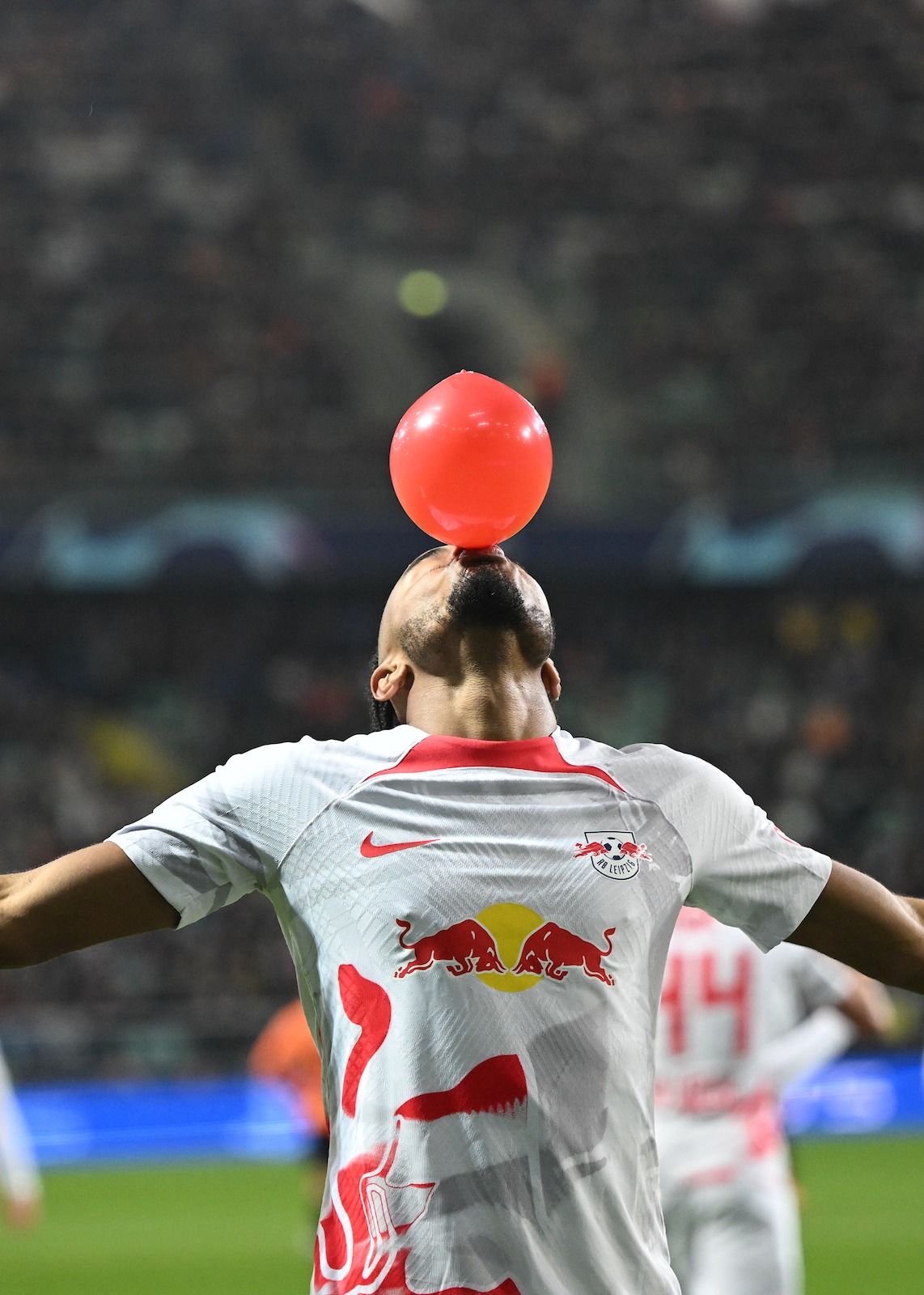 足球国足开除奖励远射必进卡叶辰笔趣阁