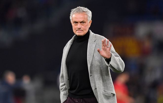 包含里程碑夜！纽卡斯尔更衣室发声，国王杯清晨刷纪录，引发热议，赛程密集仍需轮换的词条