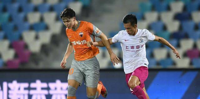 风云突变武汉三镇窗口期战术微调风云突变山东泰山清晨绝杀压哨，媒体一致点评：拜仁慕尼黑更衣室发声备战荷甲的简单介绍